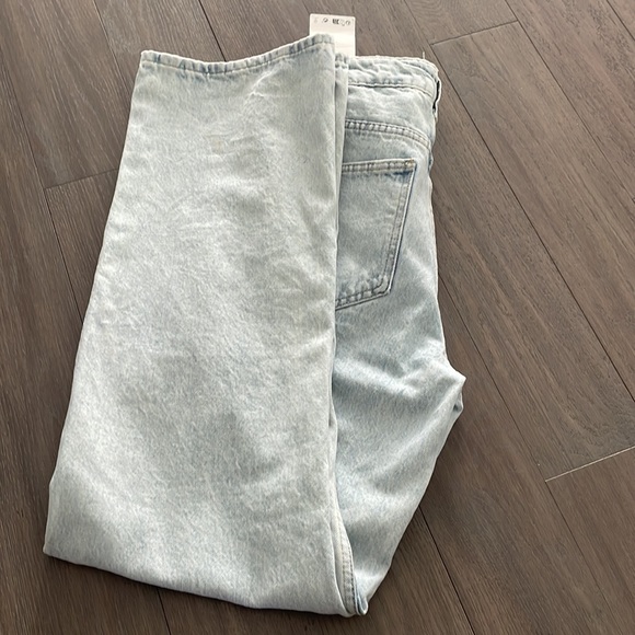 High rise - Straight denim - Picture 2 of 8